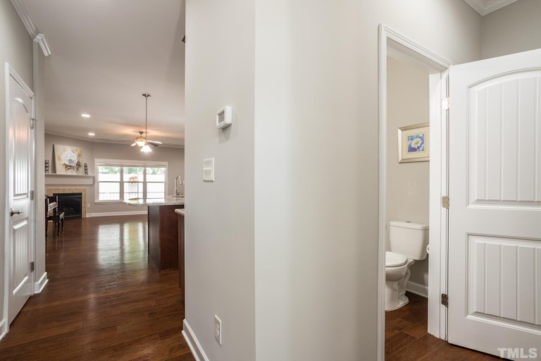 Photo 3 of 26 - 5510 Nur Ln, Raleigh, NC 27606