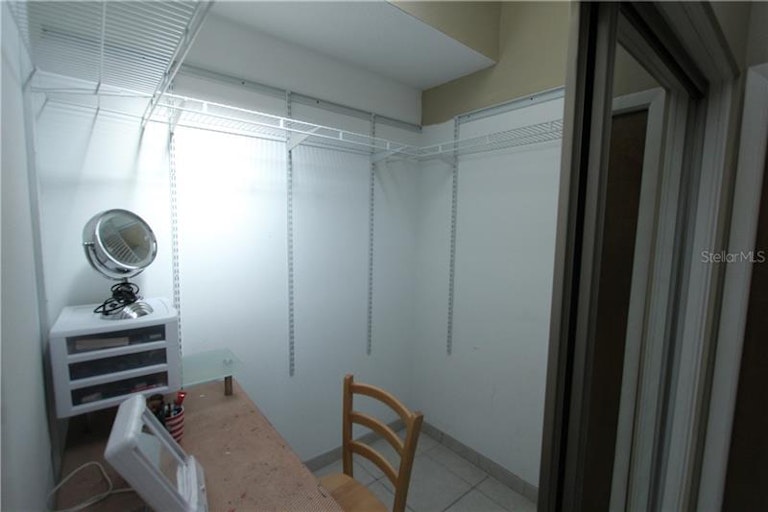 Photo 15 of 22 - 1434 Walden Oaks Pl, Plant City, FL 33563