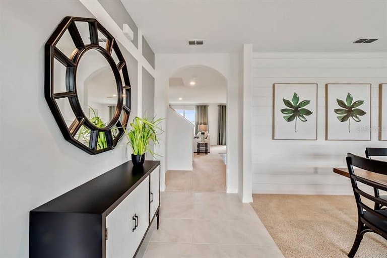 Photo 2 of 33 - 3008 Aventino Ln, Tavares, FL 32778