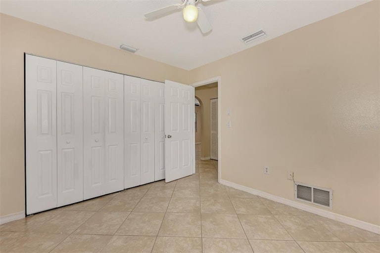 Photo 34 of 59 - 3985 Lundale Ave, North Port, FL 34286