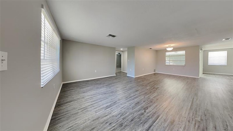 Photo 4 of 15 - 6712 Sea Ranch Dr, Hudson, FL 34667
