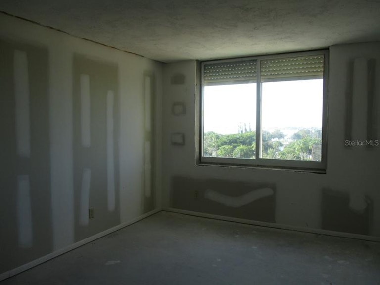 Photo 7 of 14 - 101 S Gulfstream Ave #7H, Sarasota, FL 34236