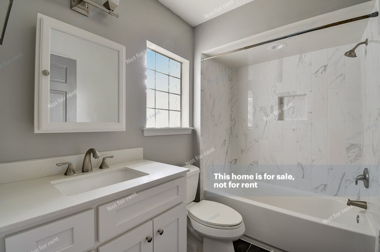 Photo 26 of 36 - 8560 Walden Glen Dr, Jacksonville, FL 32256
