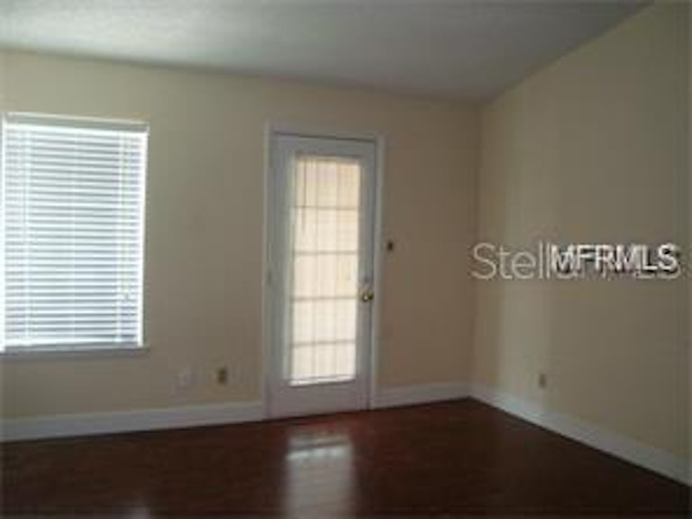 Photo 7 of 11 - 5601 Rosebriar Way #304, Orlando, FL 32822