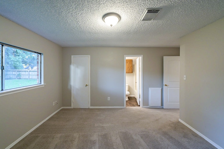 Photo 24 of 33 - 3303 Crossman St, Porter, TX 77365
