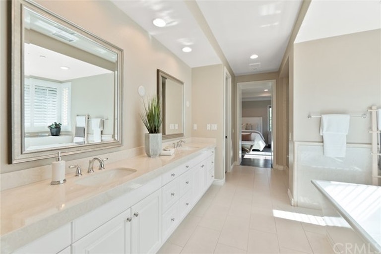 Photo 68 of 72 - 34 Shadybend, Irvine, CA 92602