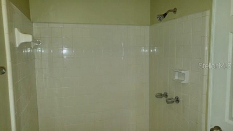 Photo 16 of 25 - 765 Amhurst Dr, Orange City, FL 32763