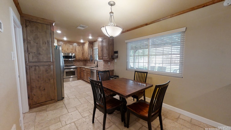 Photo 8 of 32 - 12227 Ridge Spur, San Antonio, TX 78247