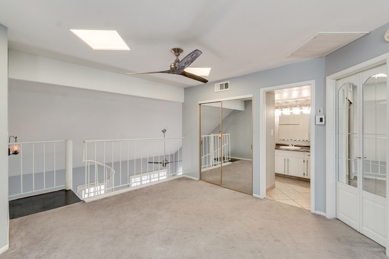 Photo 11 of 17 - 423 E Ironwood Dr, Phoenix, AZ 85020