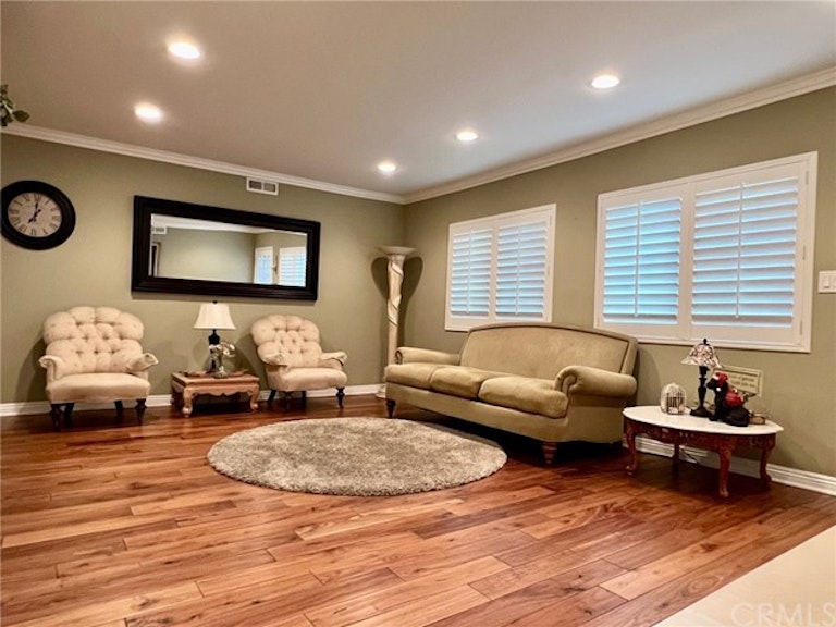 Photo 12 of 35 - 6726 La Presa Dr, San Gabriel, CA 91775