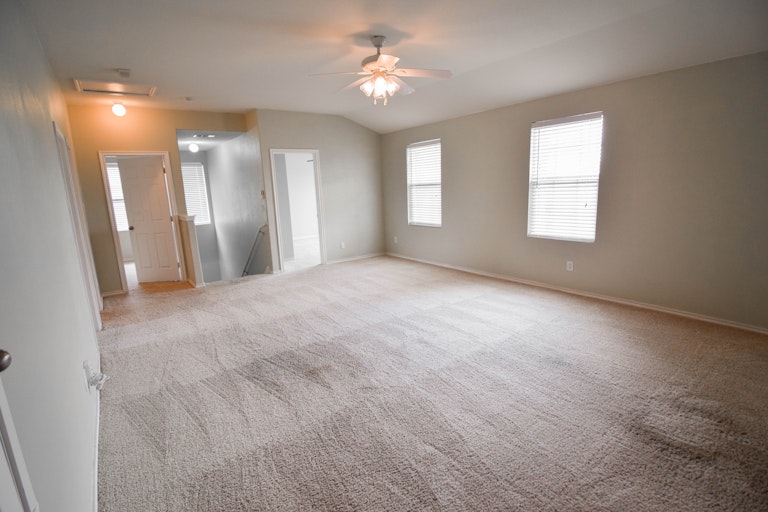 Photo 25 of 35 - 789 Keel Line Dr, Crowley, TX 76036