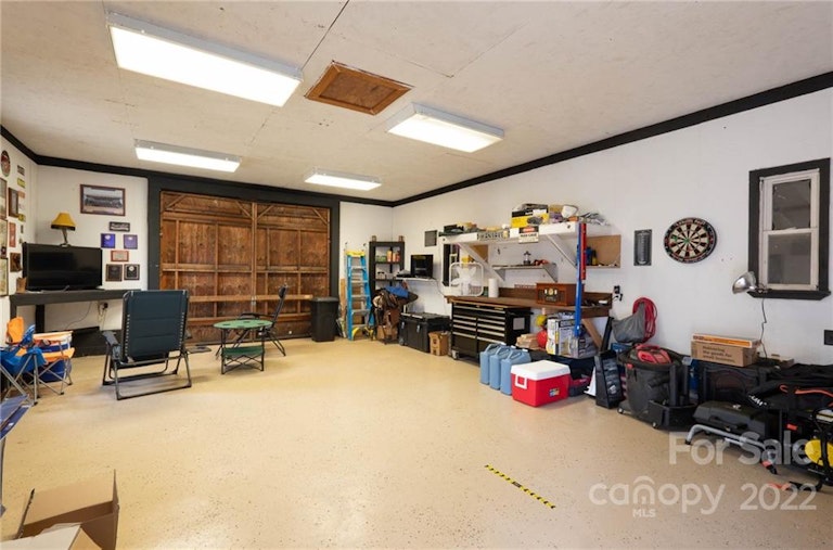 Photo 21 of 30 - 1084 Park Cir, Lincolnton, NC 28092