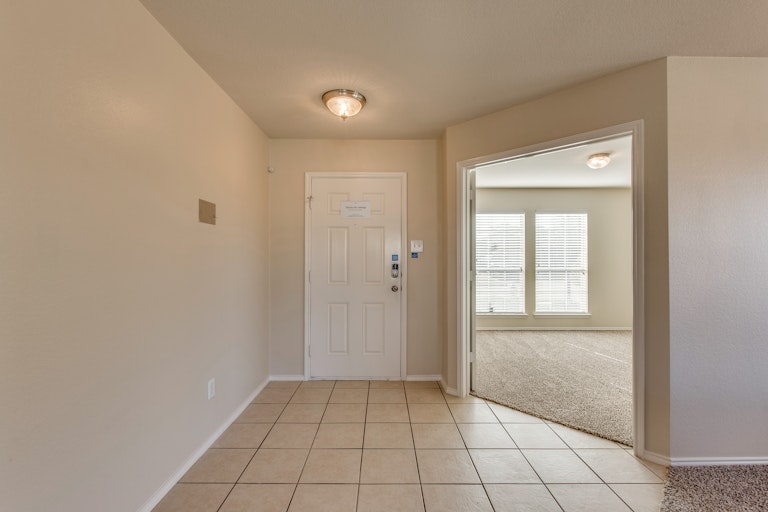 Photo 11 of 37 - 414 Hackberry Dr, Fate, TX 75087