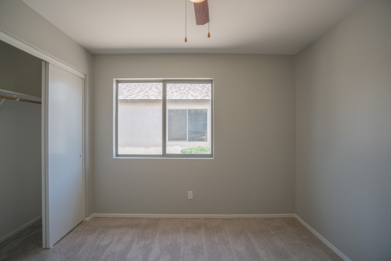 Photo 15 of 24 - 15012 W Calavar Rd, Surprise, AZ 85379