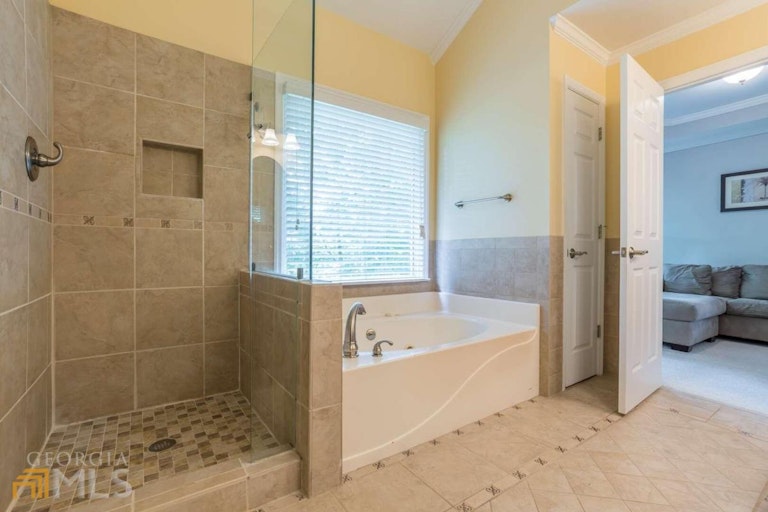 Photo 43 of 72 - 3535 Fairgreen Ct, Douglasville, GA 30135