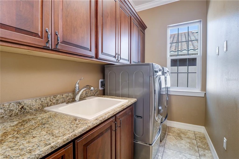 Photo 26 of 58 - 9548 W Gulf Blvd, Treasure Island, FL 33706