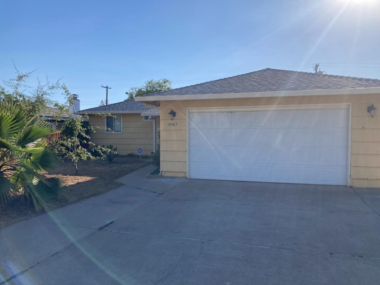 Photo 1 of 22 - 10463 Malaga Way, Rancho Cordova, CA 95670