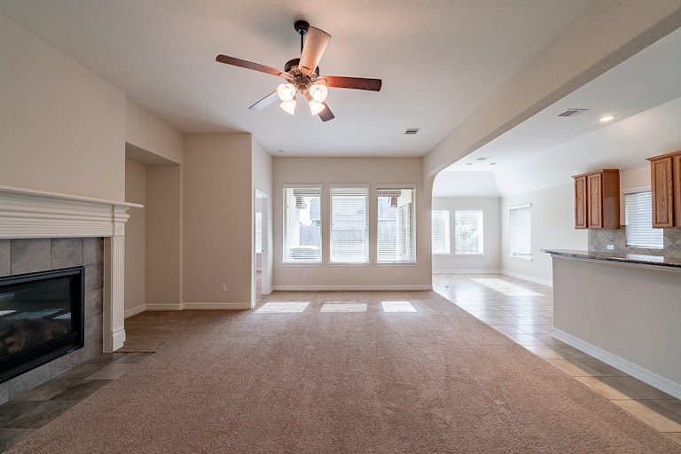 Photo 12 of 31 - 3544 Morning Hill Ct, Pearland, TX 77584