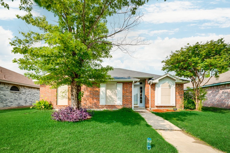 Photo 29 of 29 - 2736 Hidden Springs Dr, Mesquite, TX 75181