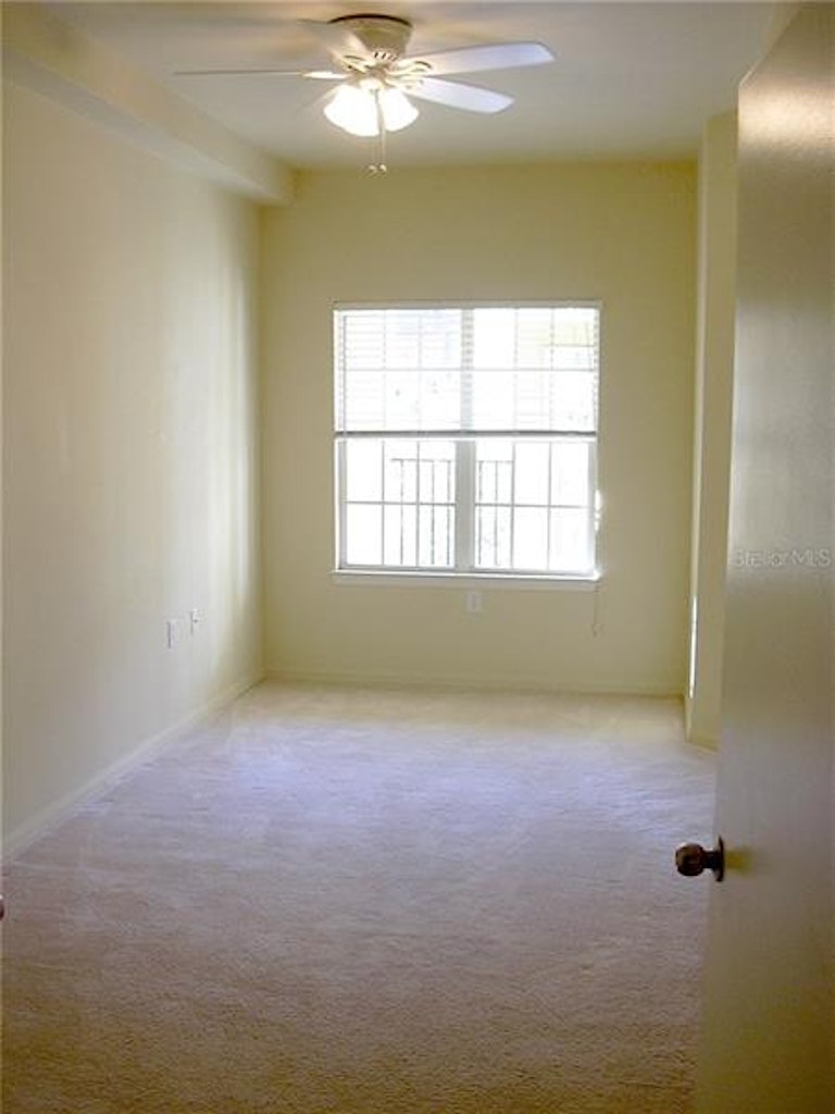 Photo 16 of 21 - 100 4th Ave S #229, Saint Petersburg, FL 33701
