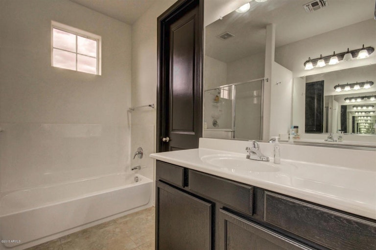 Photo 35 of 41 - 7416 S 27th Ter, Phoenix, AZ 85042