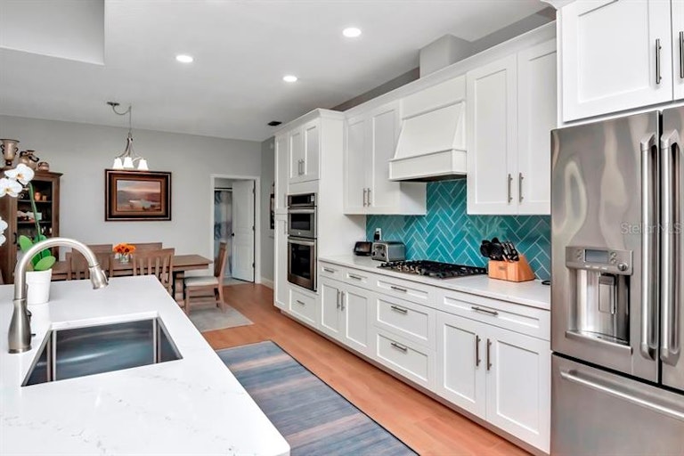 Photo 25 of 72 - 18910 Maisons Dr, Lutz, FL 33558