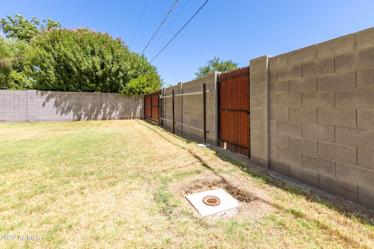 Photo 25 of 29 - 4713 E Cambridge Ave, Phoenix, AZ 85008
