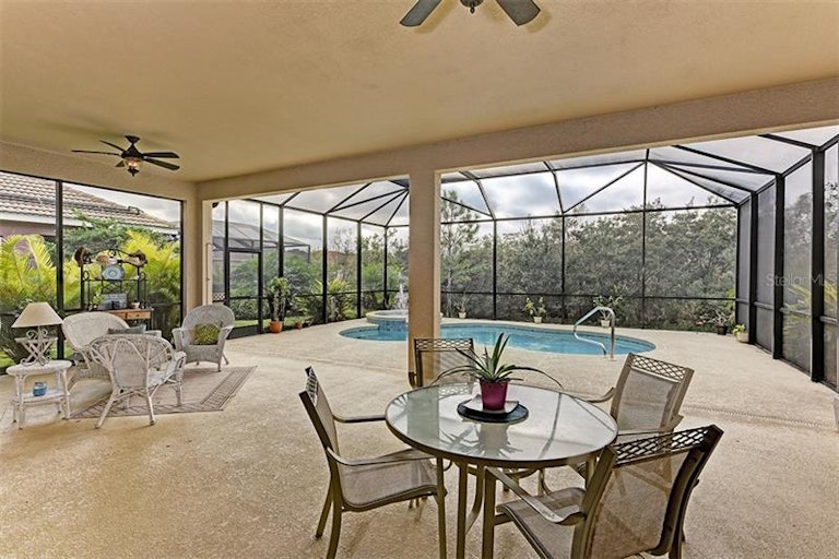 Photo 22 of 25 - 12818 Penguin Dr, Bradenton, FL 34212