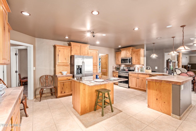 Photo 10 of 56 - 44807 N 20th St, New River, AZ 85087