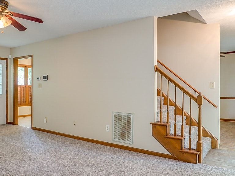 Photo 11 of 22 - 612 Sanderson Dr, Durham, NC 27704