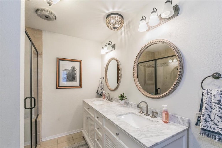 Photo 24 of 40 - 5412 Rustic Trl, Colleyville, TX 76034