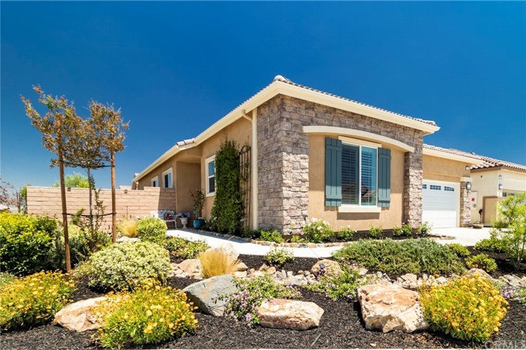 Photo 1 of 19 - 30386 Silicate Dr, Menifee, CA 92584