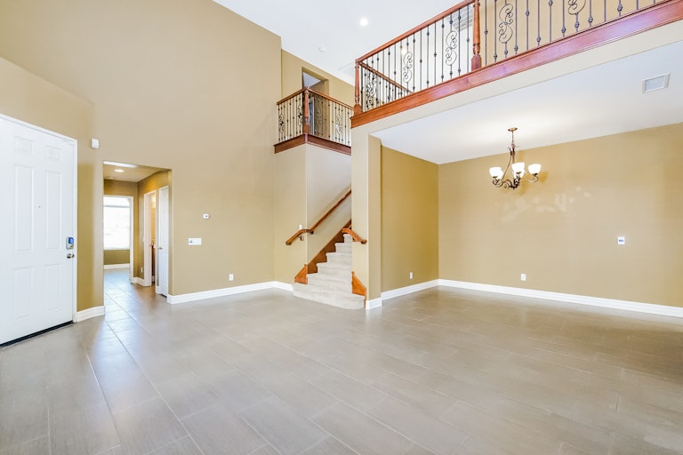 Photo 5 of 27 - 38435 Rancho Vista Dr, Beaumont, CA 92223