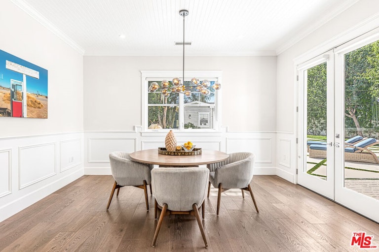 Photo 23 of 52 - 17524 Jayden Ln, Encino, CA 91316