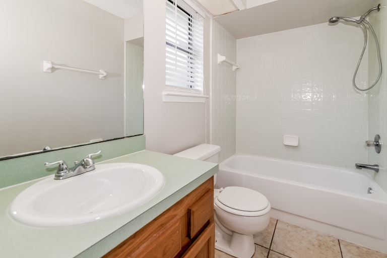 Photo 21 of 25 - 8529 Catsby Ct, Jacksonville, FL 32244