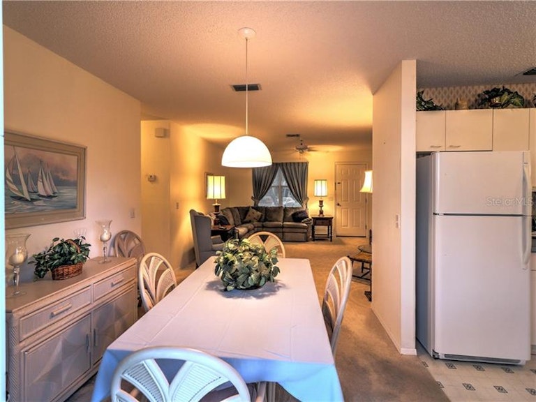 Photo 8 of 25 - 1501 Alfonso Ln, Lady Lake, FL 32159