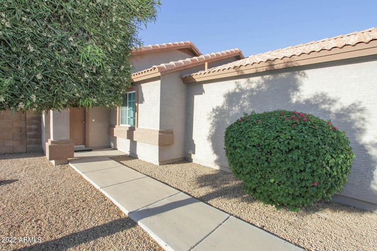 Photo 3 of 44 - 3048 W Zachary Dr, Phoenix, AZ 85027