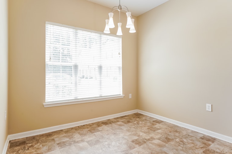Photo 10 of 25 - 1810 Eagle Beach Ct, Raleigh, NC 27610