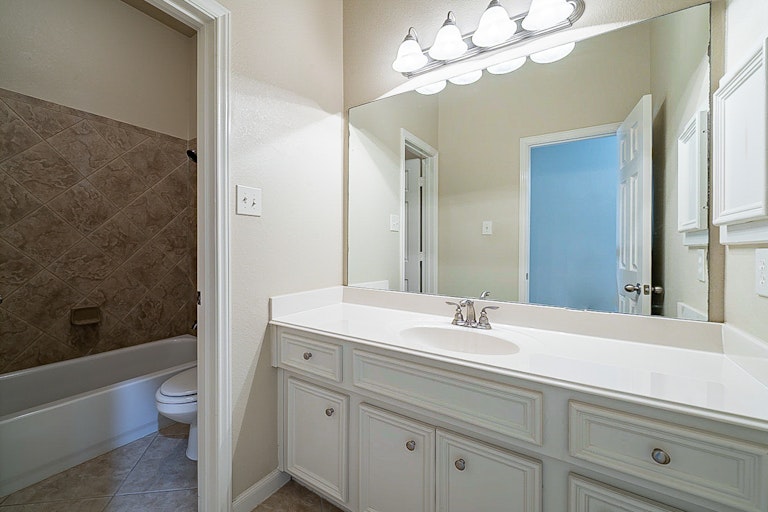 Photo 29 of 37 - 14727 Fountain Stone Ln, Humble, TX 77396