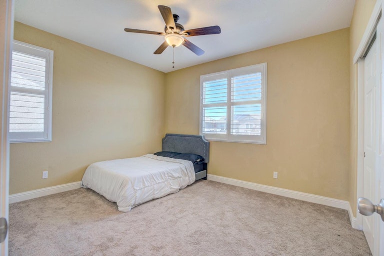 Photo 22 of 35 - 4848 Ammolite Way, Elk Grove, CA 95757