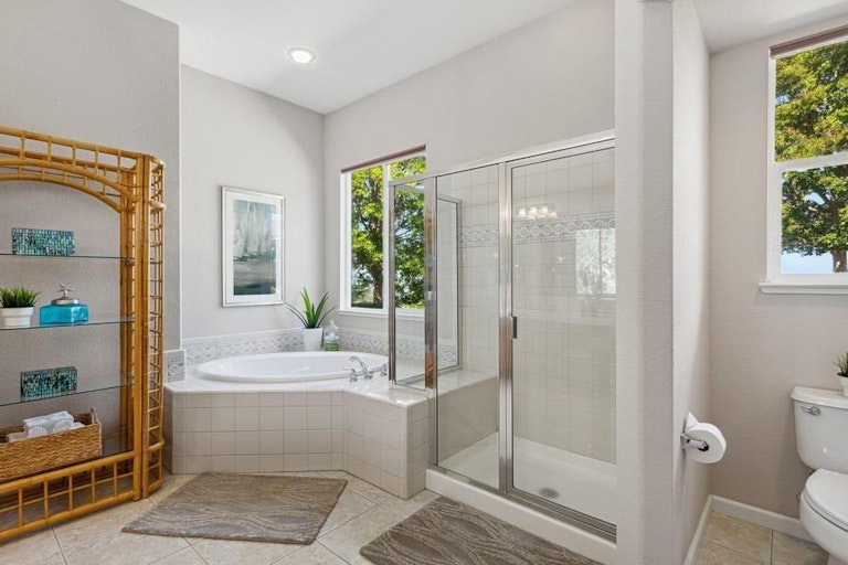 Photo 19 of 47 - 3970 Coldwater Dr, Rocklin, CA 95765