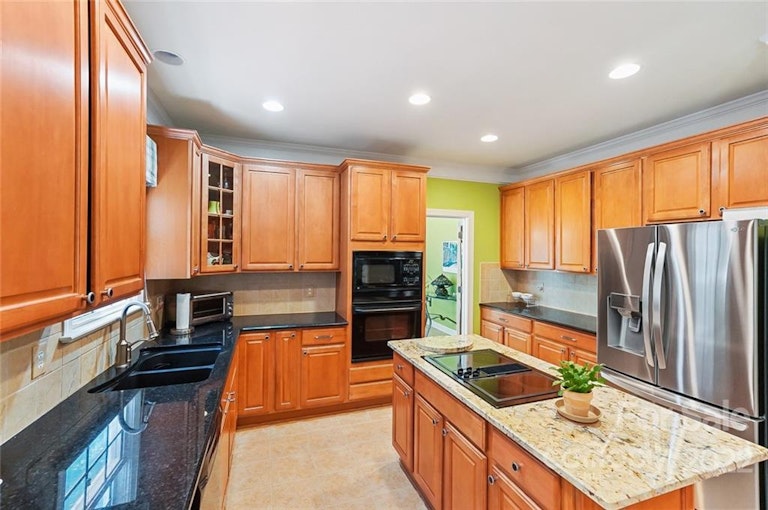 Photo 12 of 40 - 1252 Toteros Dr, Waxhaw, NC 28173