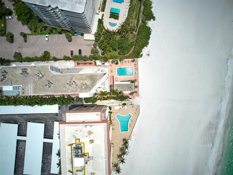 Photo 31 of 58 - 1770 Benjamin Franklin Dr #503, Sarasota, FL 34236