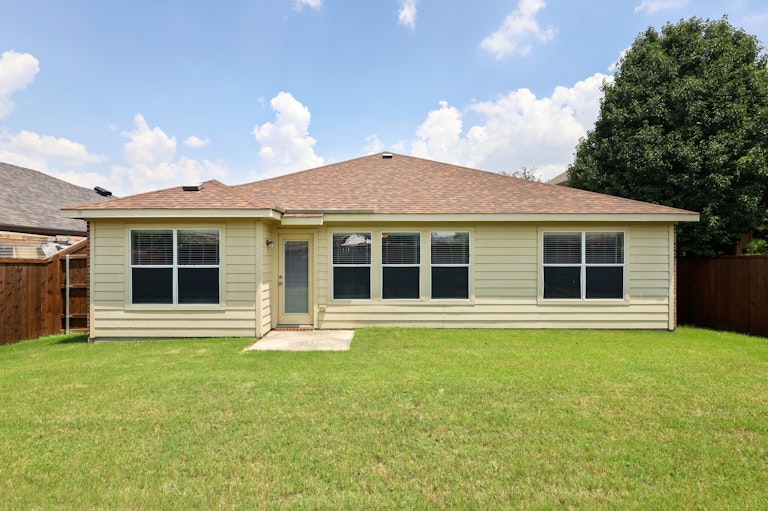 Photo 5 of 27 - 1804 Canvasback, Aubrey, TX 76227