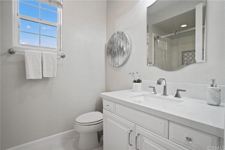 Photo 34 of 42 - 21247 Ronda Cir, Huntington Beach, CA 92648