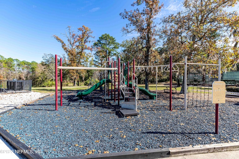 Photo 39 of 39 - 3695 Oglebay Dr, Green Cove Springs, FL 32043