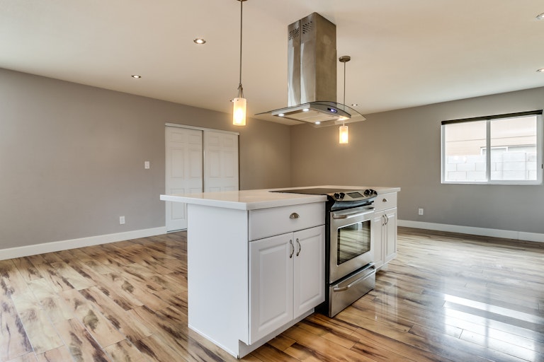 Photo 7 of 34 - 927 N Sean Dr, Chandler, AZ 85224