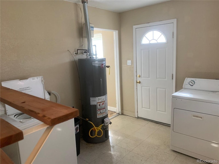 Photo 17 of 23 - 9261 Fir Dr, Thornton, CO 80229