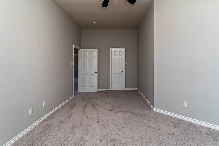 Photo 29 of 32 - 6813 White River Dr, Fort Worth, TX 76179