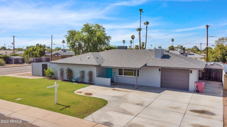 Photo 3 of 47 - 8333 E Cambridge Ave, Scottsdale, AZ 85257
